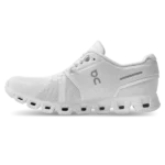 Key features Cloud 5 All White shoesD